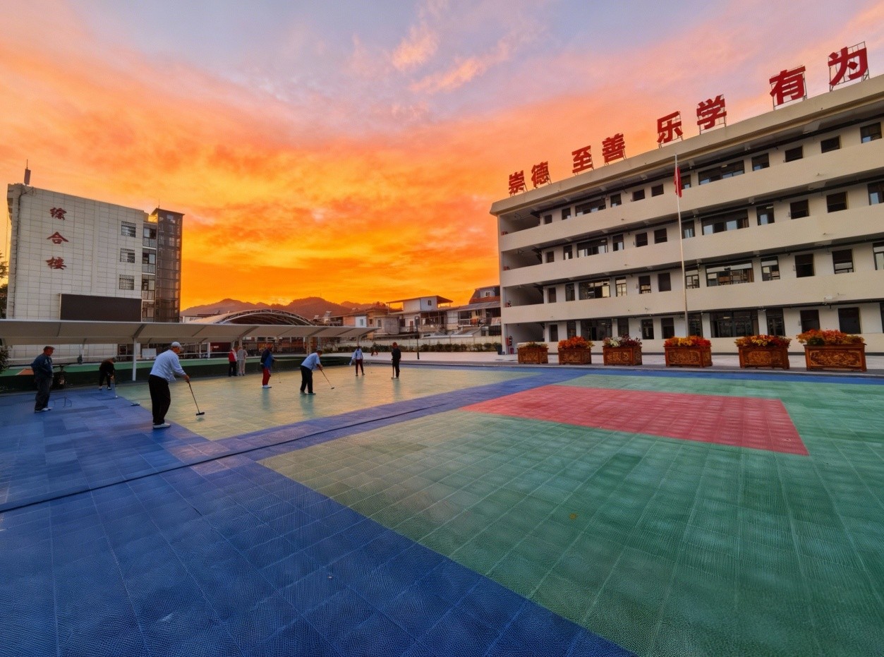 银辉耀尧乡桑榆绽芳华 东至县老年大学绘就老有所为新图景